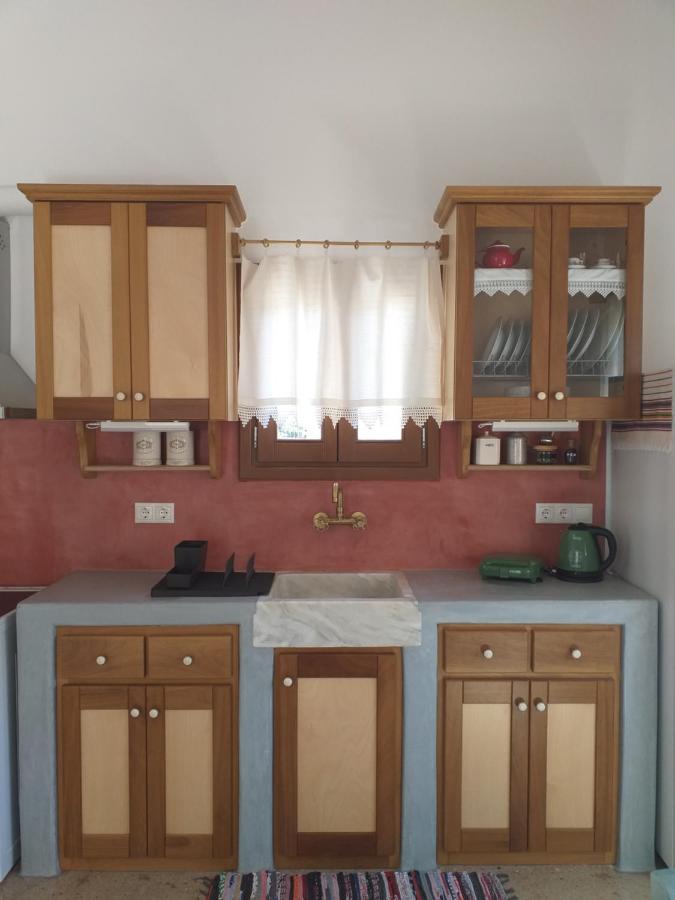 Imellos Apérathos Exteriör bild